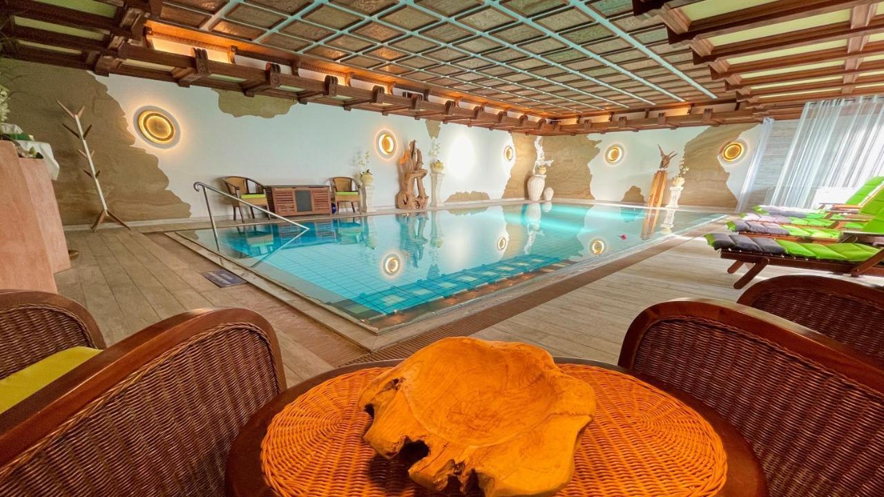 Villa Am Park Бад-Цвишенан Экстерьер фото