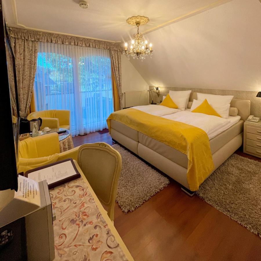 Villa Am Park Бад-Цвишенан Экстерьер фото
