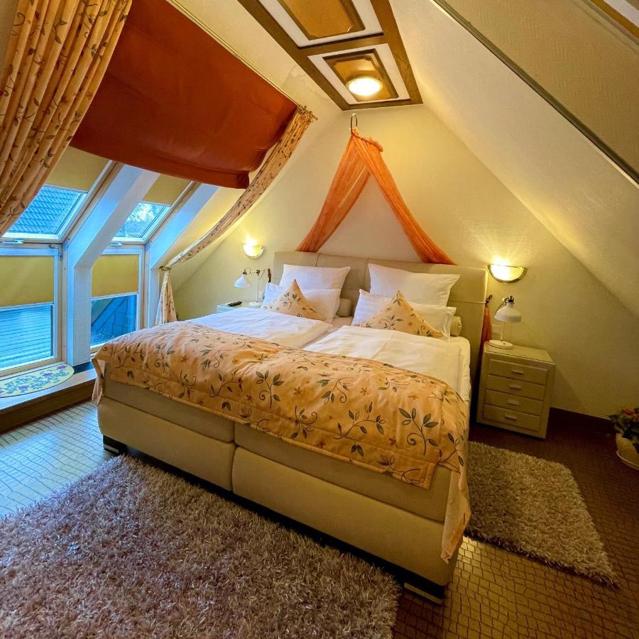Villa Am Park Бад-Цвишенан Экстерьер фото