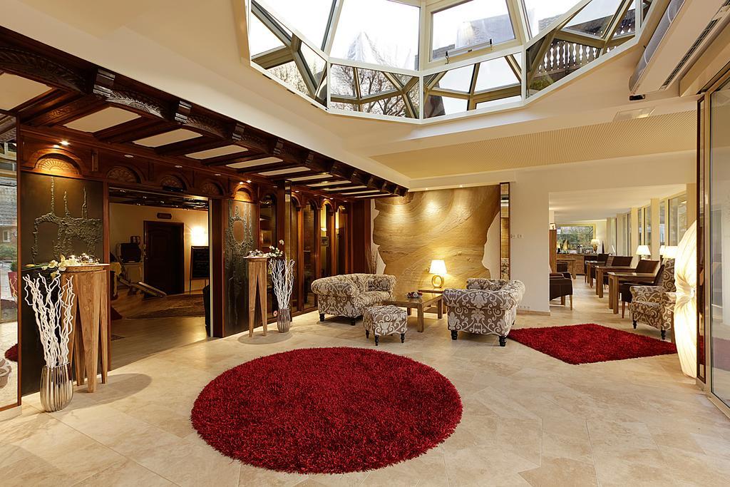 Villa Am Park Бад-Цвишенан Экстерьер фото